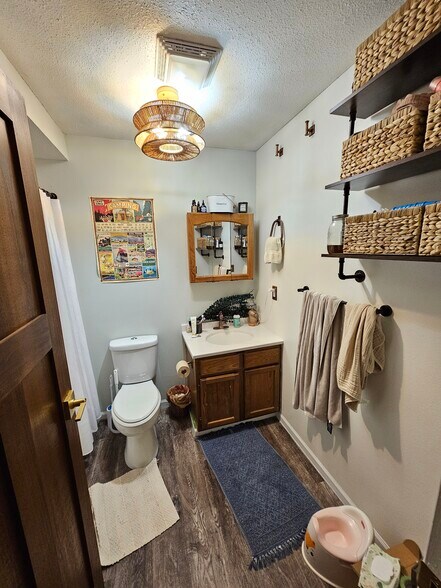 Bathroom - 332 E Main St