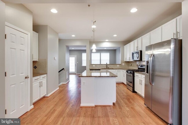 Building Photo - 1038 Ironwood Ln