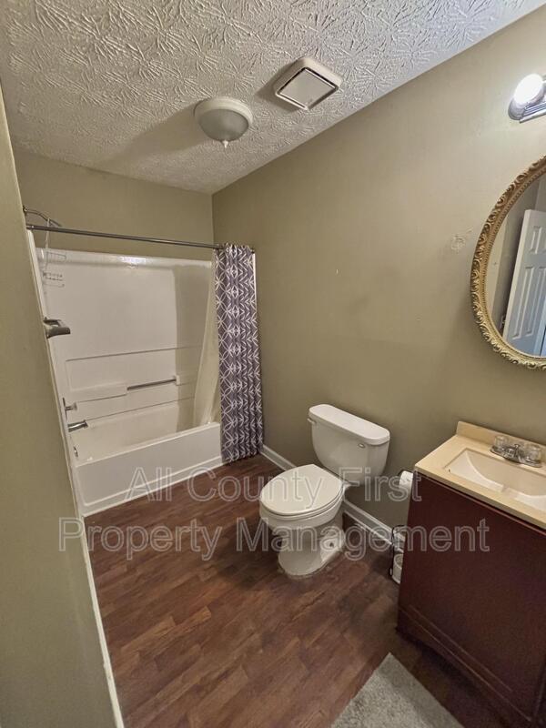 Building Photo - 2990 Rossburn Ct