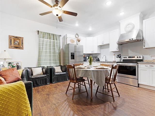 Building Photo - 222 N Cliff St