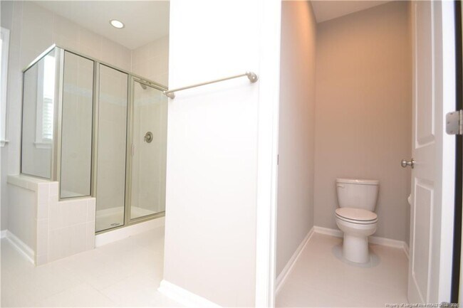 Building Photo - 977 Bristol Bridge Dr