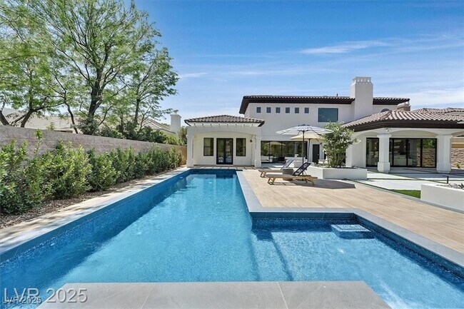 Building Photo - 11906 Port Labelle Dr