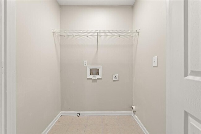 Building Photo - 1050 Wheel House Ln