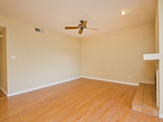 Building Photo - 8200 Neely Dr