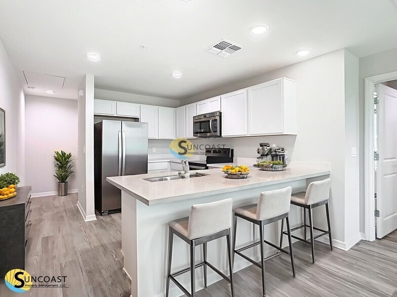 Building Photo - 3821 SW 43rd Ct