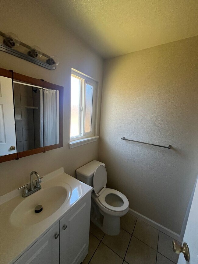 Building Photo - 2805 Campbell Ln