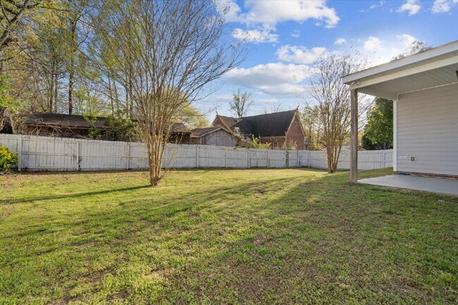 Building Photo - One-Story 3-Bedroom Home in Heart of Knightdale