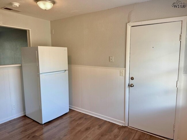 Building Photo - 4118 Palomino St