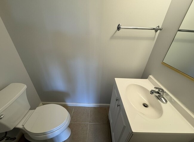 Building Photo - Spacious 4BR Home with Garage in Northeast Philadelphia