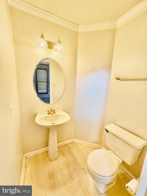 Building Photo - 1713 Leighton Wood Ln