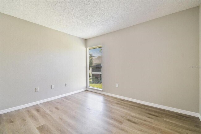 Building Photo - 726 Haven Pl