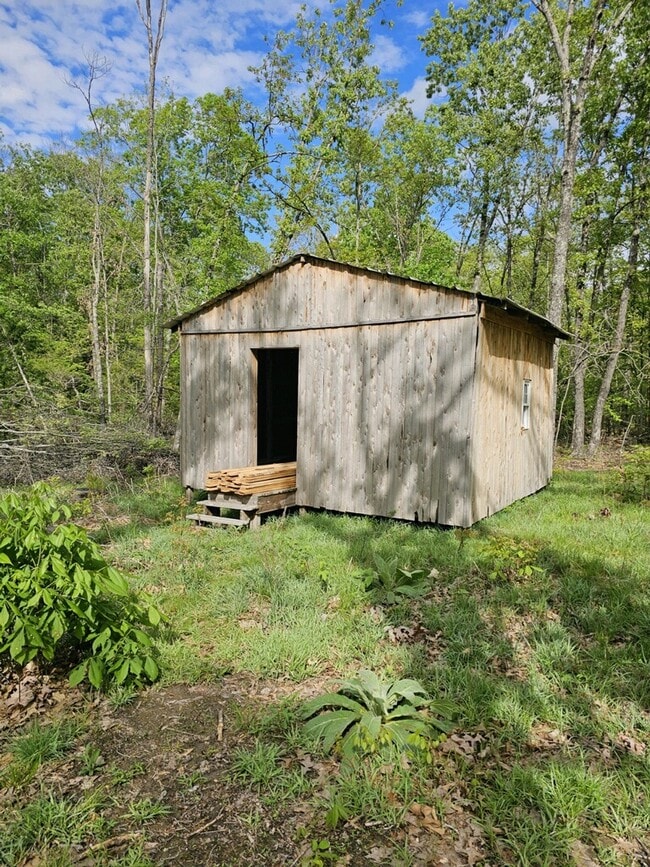 Building Photo - 10366 Aiken Rd