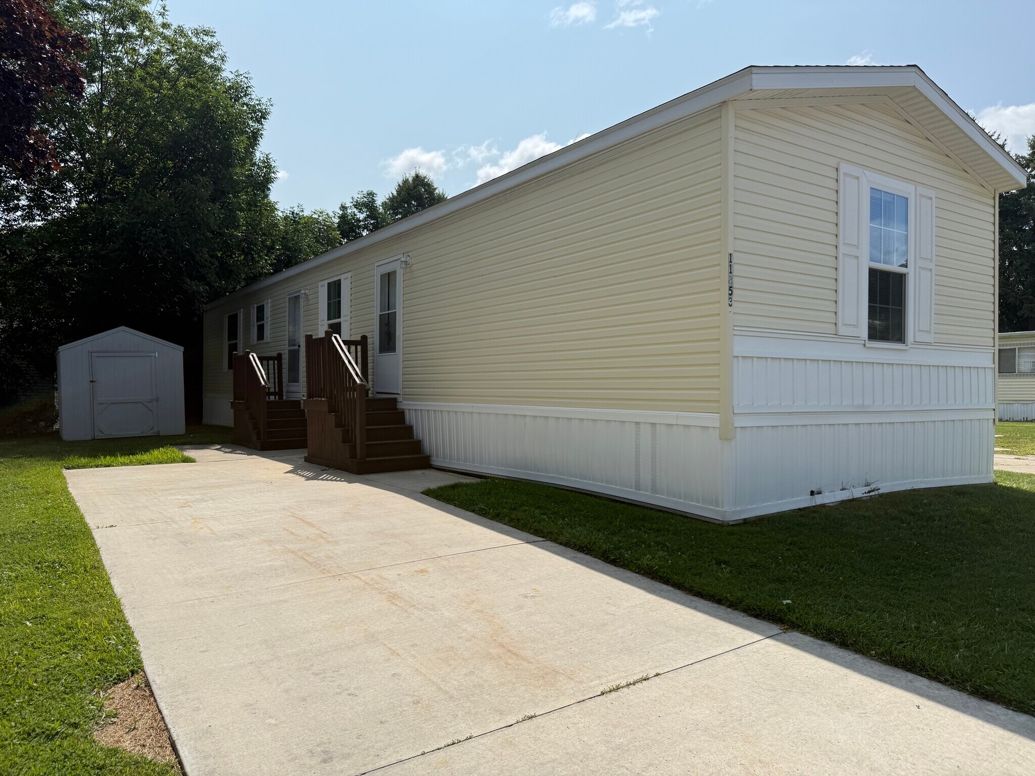 Building Photo - 11853 Cascade Cir