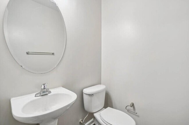 Building Photo - 405 Philip Blvd