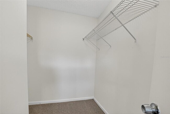 Building Photo - 13618 Greenfield Dr