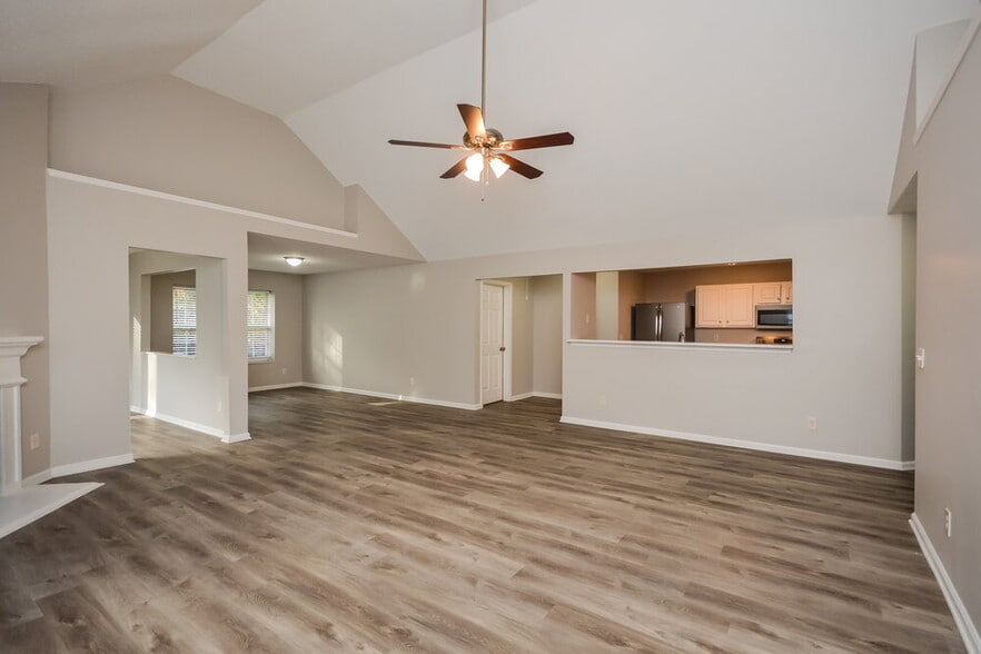 Building Photo - 4897 Truitt Ln