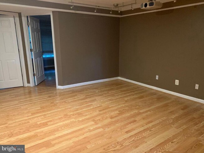 Building Photo - 13689 St Johns Wood Pl