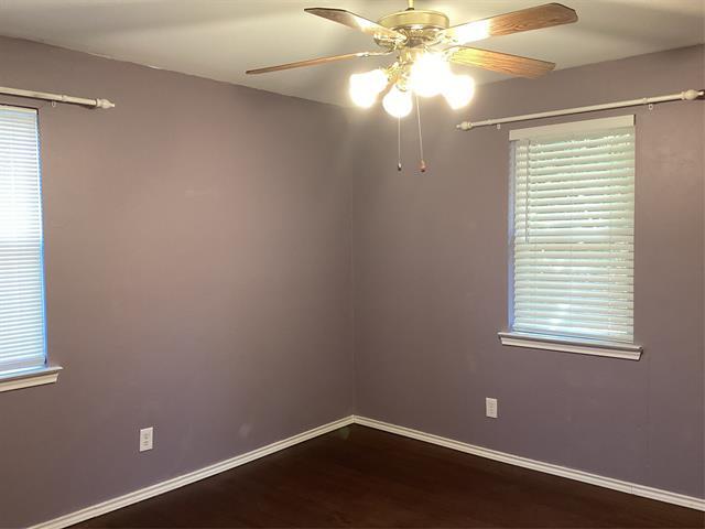 Building Photo - 776 Ponderosa Dr