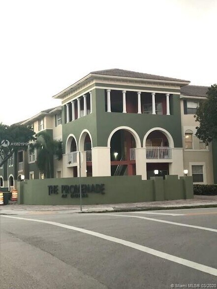 Building Photo - 11001 NW 83rd St