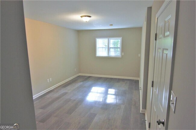 Building Photo - 2257 Turtle Club Dr NE