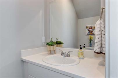 Building Photo - 2318 S Phillippi St