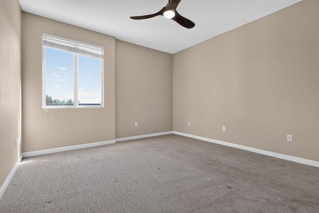 Building Photo - 3857 Pell Pl