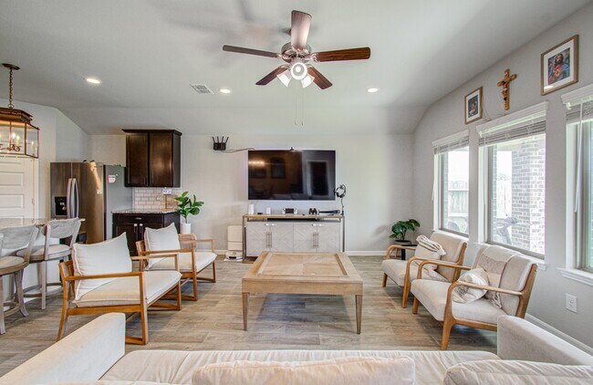 Building Photo - 3742 Canyon Shore Ln
