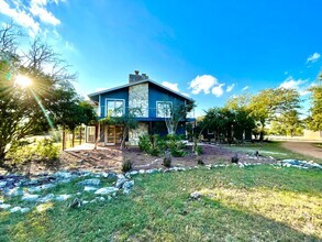 Building Photo - Working Ranch Estate Home