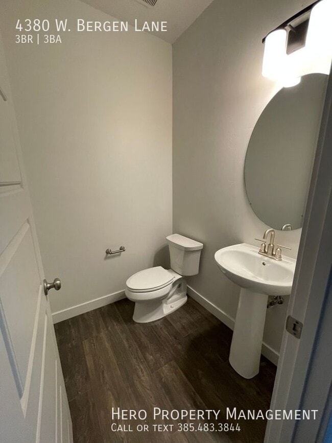 Building Photo - 4380 Bergen Ln