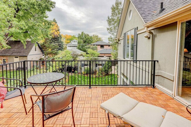 Building Photo - 2105 S Fillmore St