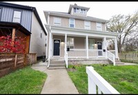 Building Photo - 1355 E Fulton St