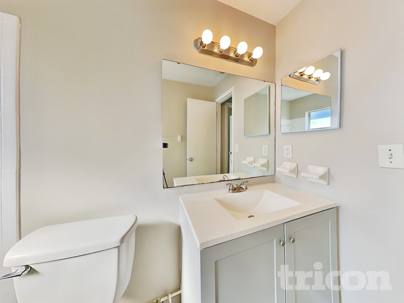 Building Photo - 914 Whisper Lake Dr