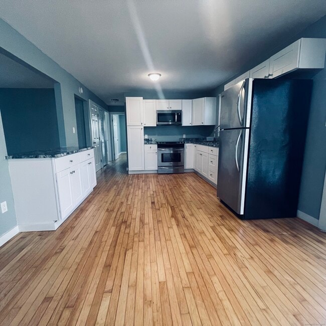 Building Photo - 205 Colonel Ledyard Hwy