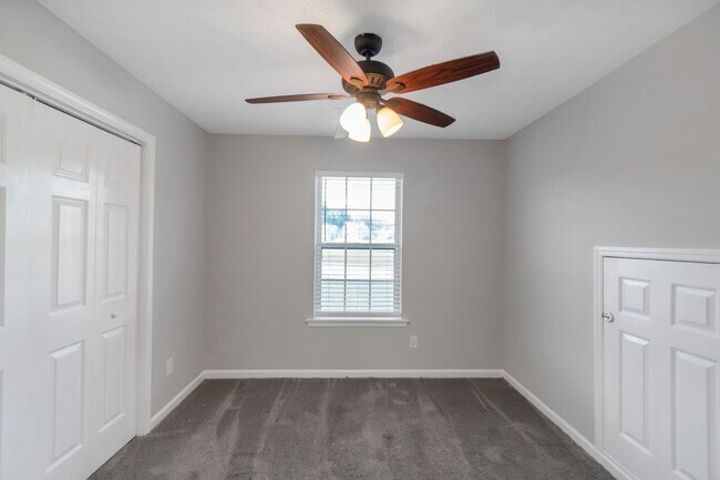 Building Photo - Spacious 4 Bedroom, 2.5 Bath Home on a Large Corner Lot in McDonough! ?