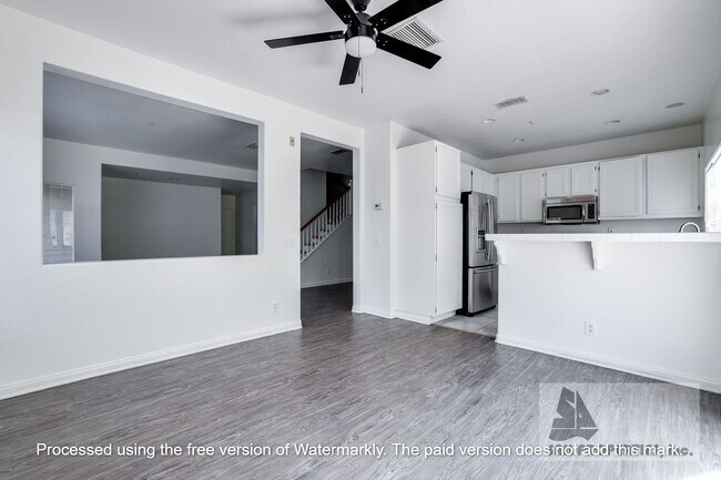 Building Photo - Gorgeous End unit in Rancho Santa Margarita!