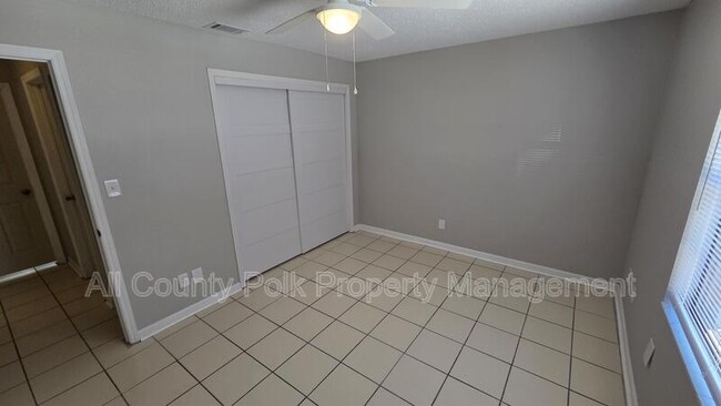 Building Photo - 4944 Malibu Ct