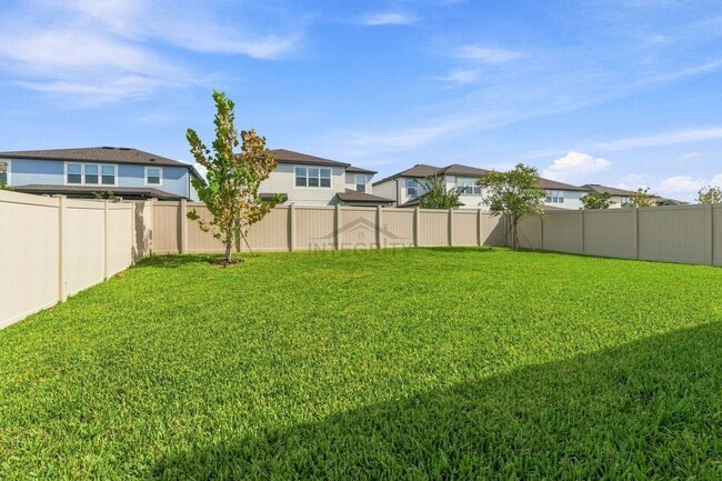 Building Photo - 9464 Crescent Ray Dr