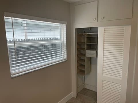 BEDROOM WINDOW & CLOSET - 3815 1ST AVE N