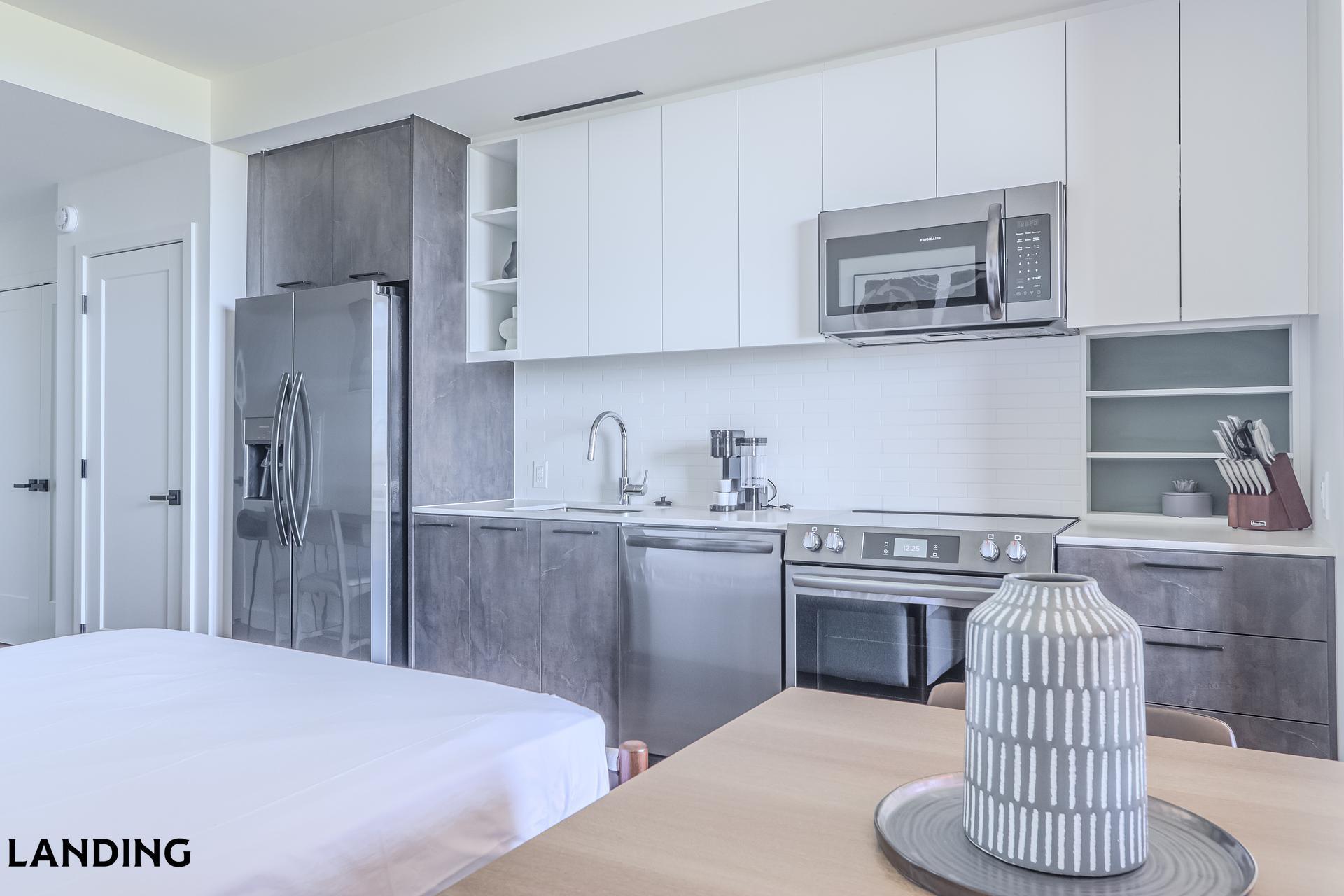 Building Photo - 632 Howard Rd SE