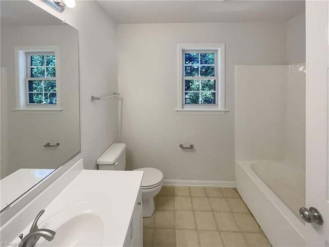 Building Photo - 7395 Cortney Glen Ln