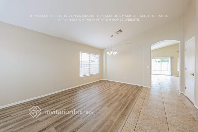 Building Photo - 13391 W Ironwood St