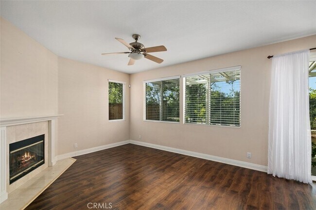Building Photo - 9 Acorn Ridge