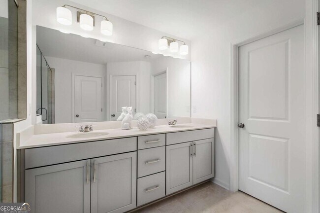 Building Photo - 1417 Halstead Pl