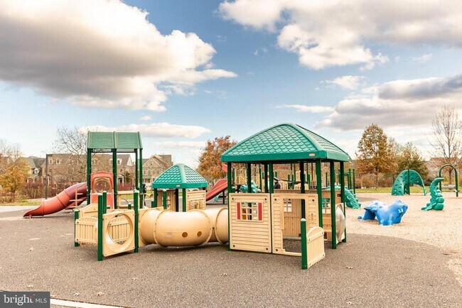 Building Photo - 1206 Maple Grove Ln