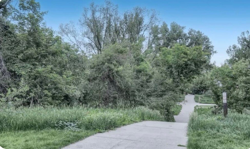 Building Photo - 3850 Paseo del Prado