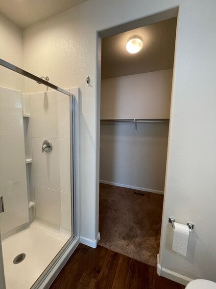 Building Photo - 540 Colins Ct