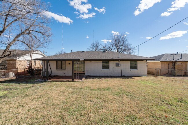Building Photo - 3 bed, 1 bath home in OKC,OK