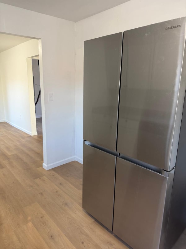 Building Photo - 1665 Elaine Rd