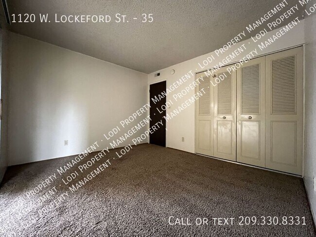 Building Photo - 1120 W Lockeford St