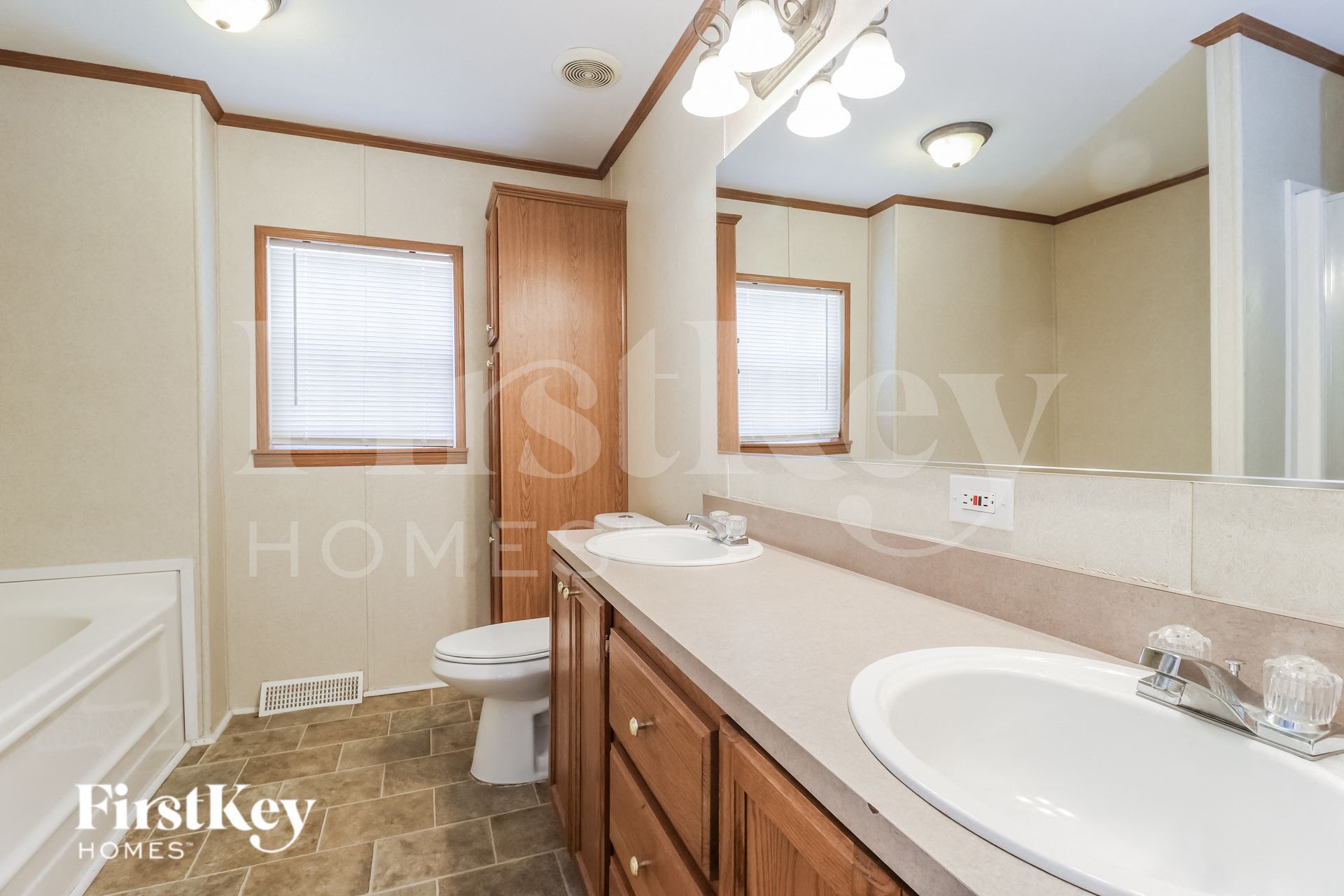 Building Photo - 649 Diamond Loop